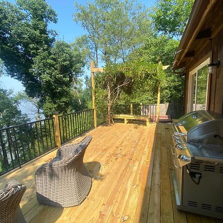 2 Bedroom Newly Renovated Waterfront Home; 10 Min From Mgm & The Gaylord Форт-Вашингтон Екстер'єр фото