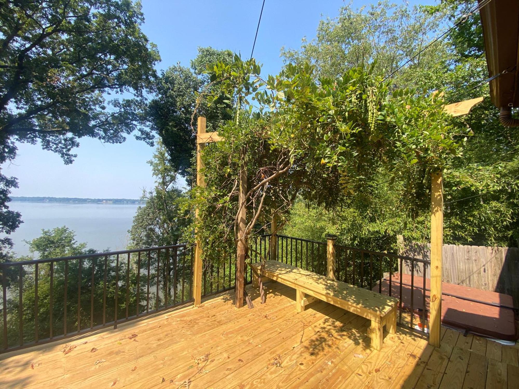 2 Bedroom Newly Renovated Waterfront Home; 10 Min From Mgm & The Gaylord Форт-Вашингтон Екстер'єр фото