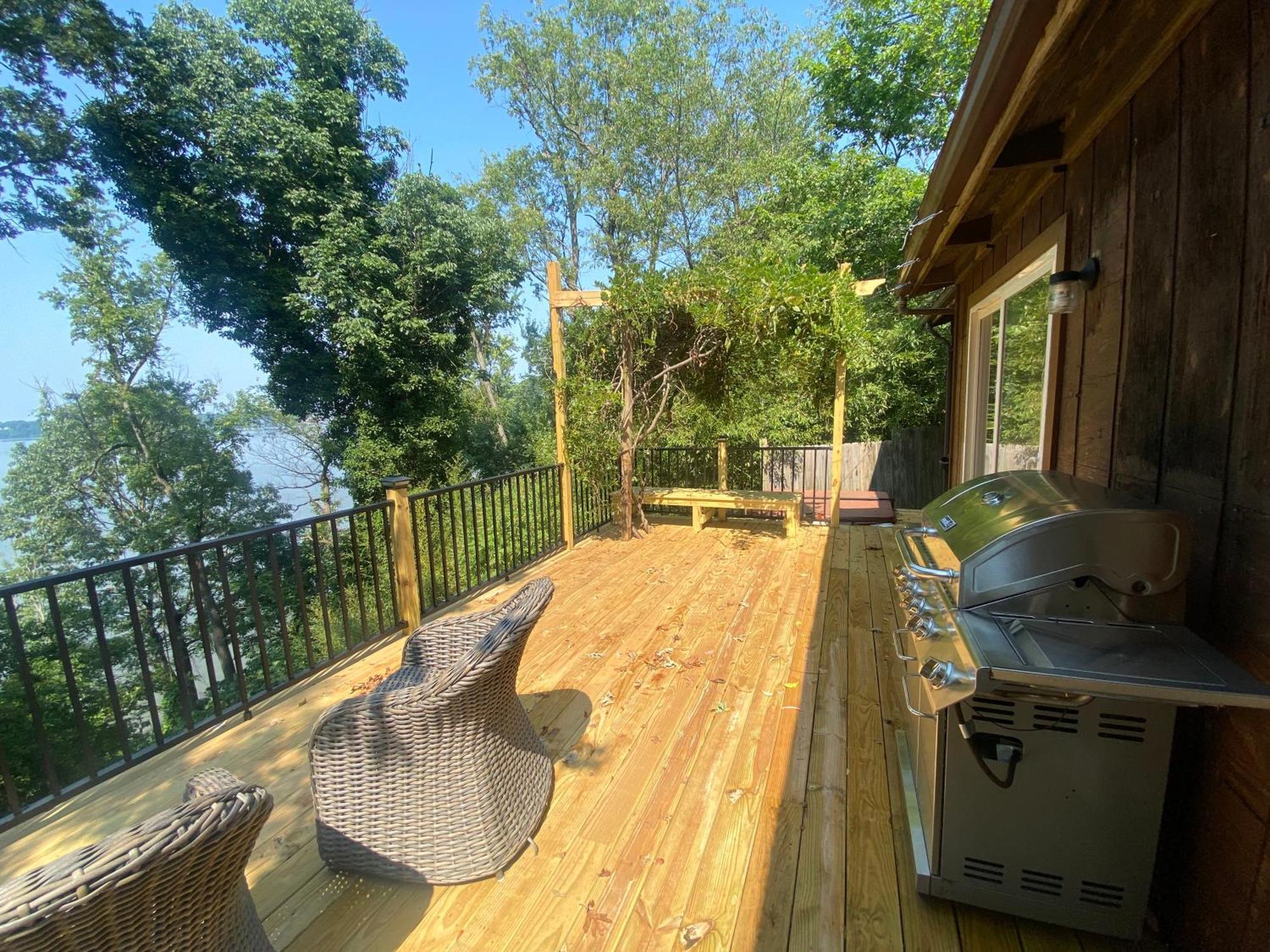 2 Bedroom Newly Renovated Waterfront Home; 10 Min From Mgm & The Gaylord Форт-Вашингтон Екстер'єр фото